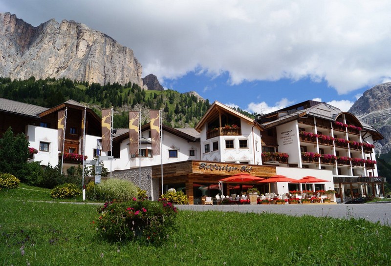 Name:  Sella  Hotel Kolfuschgerhof     10499343_704382849598048_534667051736844303_o.jpg
Views: 29526
Size:  155.6 KB