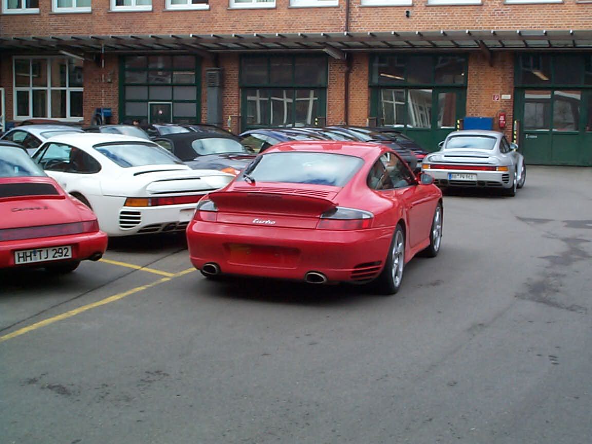 Name:  Porsche Werk I  959sparkednexttonue996TT.jpg
Views: 1441
Size:  82.3 KB