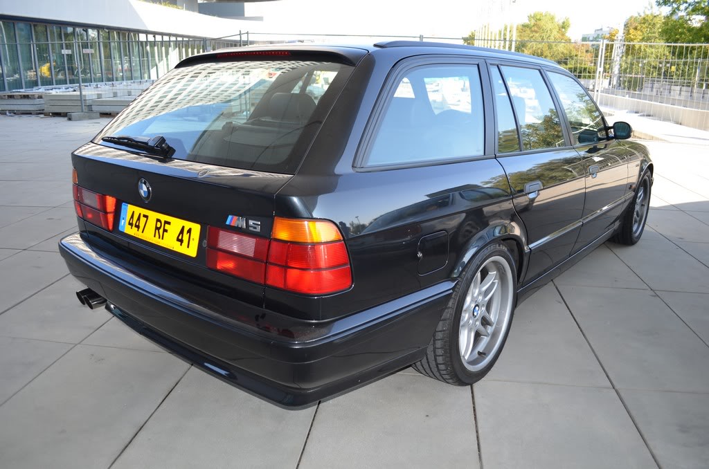 Name:  e34 M5 bonhams auction  DSC_0086.jpg
Views: 19696
Size:  120.5 KB