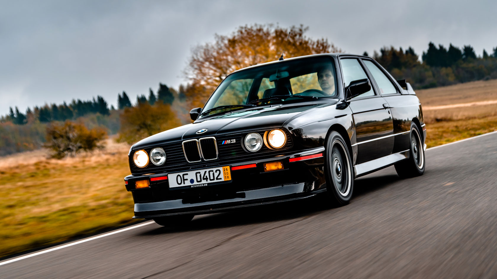 Name:  E30_M3_Sport_Evo_02.jpg
Views: 11606
Size:  237.0 KB