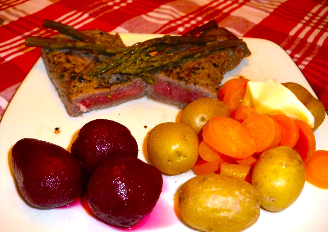 Name:  Steak dinner..JPG
Views: 196
Size:  157.1 KB