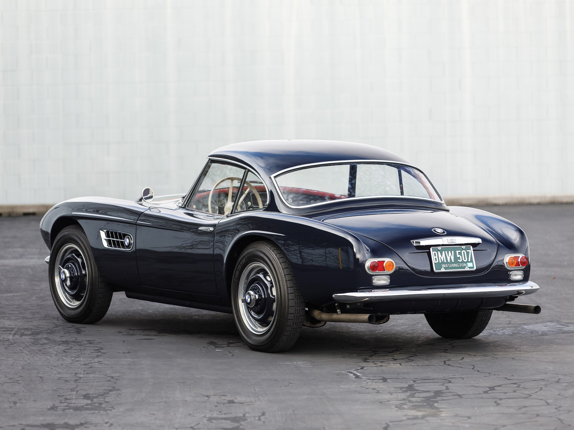 Name:  1958 BMW 507 Roadster S2 70157 RM Arizona 2019-02.jpg
Views: 4106
Size:  370.4 KB