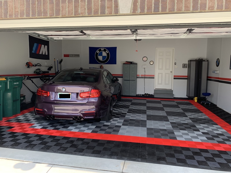 Name:  garage_and_car_800x600.jpg
Views: 1583
Size:  200.4 KB